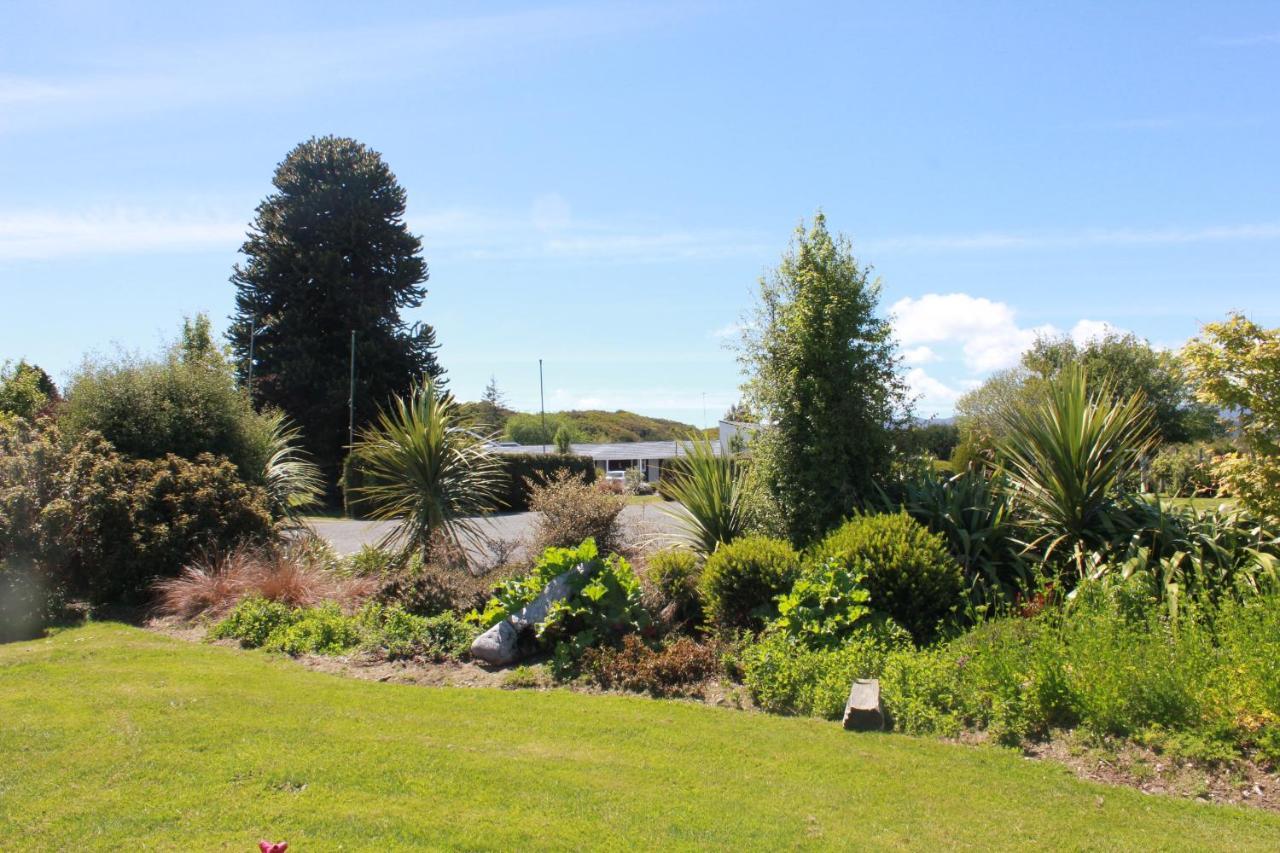 Last Light Lodge Tuatapere ภายนอก รูปภาพ